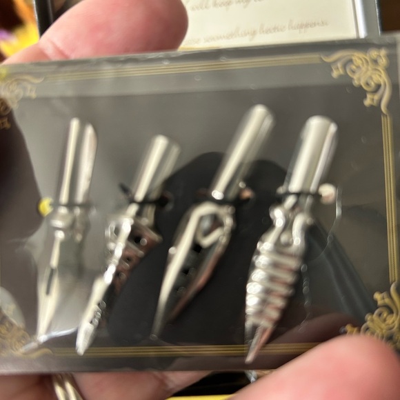 Elegant Feather Quill Pen Set with Ink- great gift- Christmas is coming- new - Picture 6 of 11